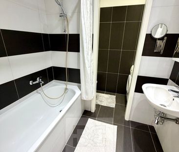 Pronájem bytu 2+kk 56 m² - Photo 1