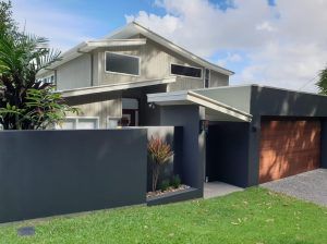 65 Crest Drive CURRUMBIN, QLD, 4223 - Photo 2