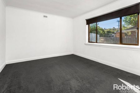 Two-bedroom home in sought after area - Photo 5
