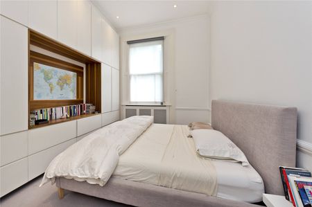 St Georges Square, Pimlico, SW1V, London - Photo 4