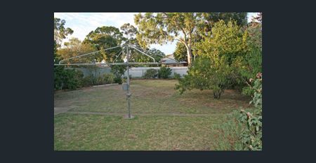 3-Bedroom Bungalow within 4km of the CBD - Photo 4