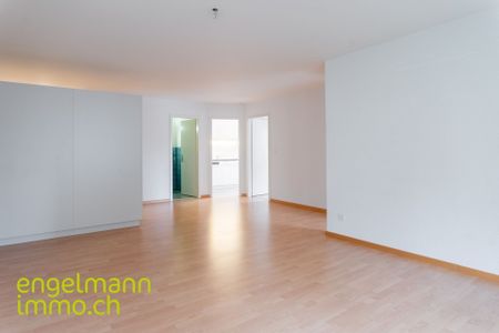 3-room apartment with balcony / 3-room apartment with balcony - Photo 3
