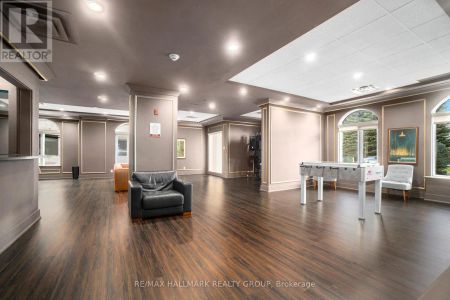 8F - 310 CENTRAL PARK DRIVE - Photo 5