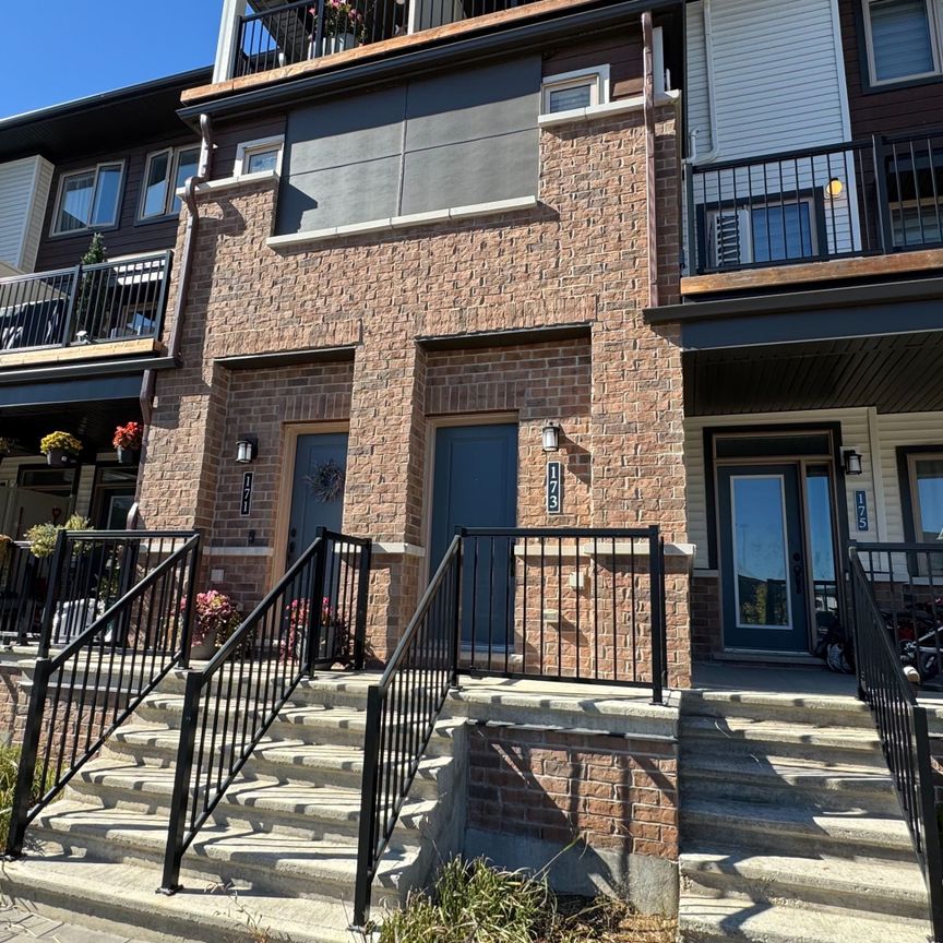 For Lease - 173 Anthracite Private, Barrhaven, Ontario - Photo 1