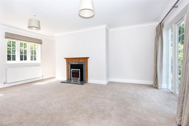 4 bedroom detached house to rent - Photo 1