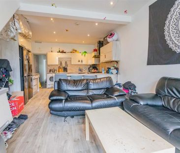 7 bedroom house to rent - Photo 1