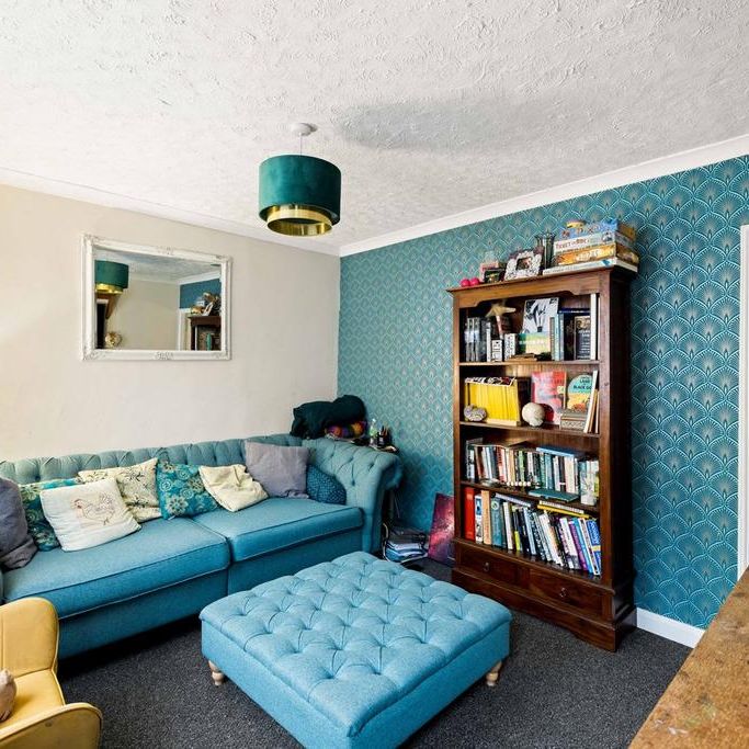 2 bedroom terraced house to rent - Photo 1