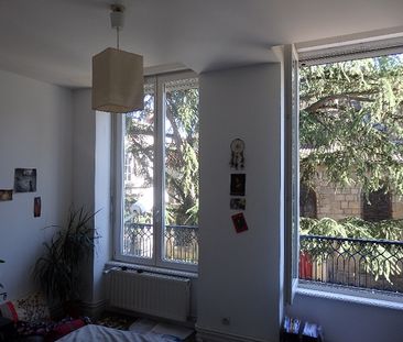 Location Appartement 2 pièces 42m² ST ETIENNE 42000 - Photo 3