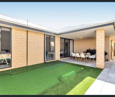 69 Whadjuk Drive, Hammond Park, WA 6164 - Photo 5