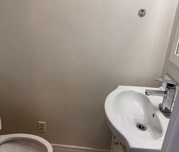 For Lease - 6 Nero Court Unit# Main, Toronto, Ontario - Photo 3