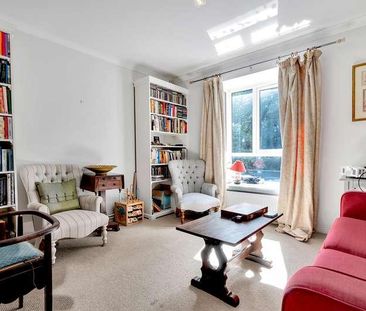 Rosedale Court, Panmure Close, London, N5 - Photo 1