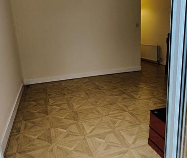 4 bedroom terraced house to rent - Photo 6