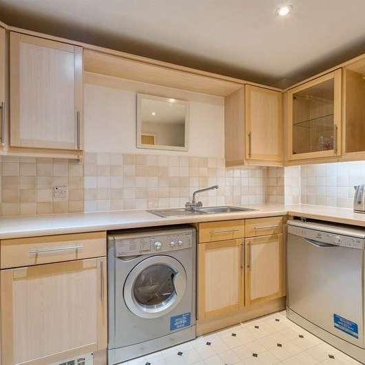 Quadrant Court, Jubilee Square, Reading, RG1 - Photo 1