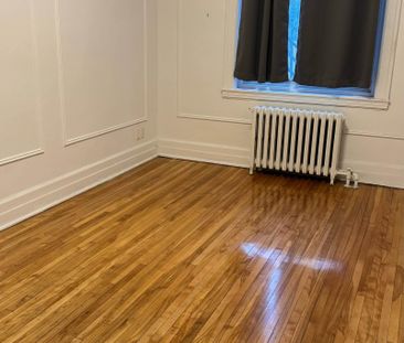 4702 Queen Mary Road - Charming 1-Bedroom Apartment for Rent - Photo 1