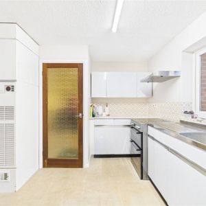 Balliol Way, Sandhurst Balliol Way, Sandhurst - Photo 3