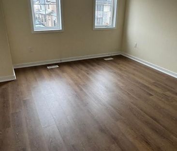 For Lease - 78 Pagebrook Crescent, Hamilton, Ontario - Photo 2