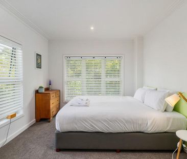 11 Westbourne Road, Murrays Bay - Photo 5