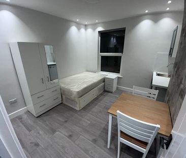 Studio Flat, Amhurst Road, E8 - Photo 5