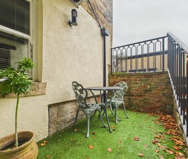 Flat to rent on - Photo 5