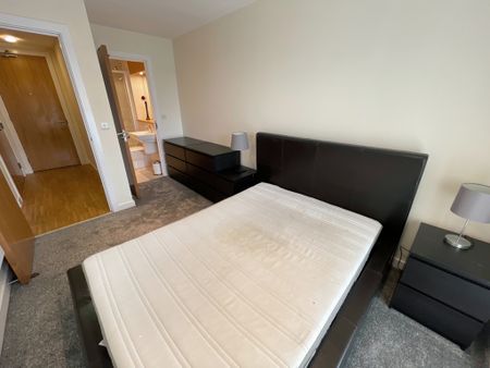 2 bedroom to let - Photo 5