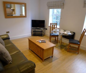 1 bedroom serviced apartment to rent - Photo 6