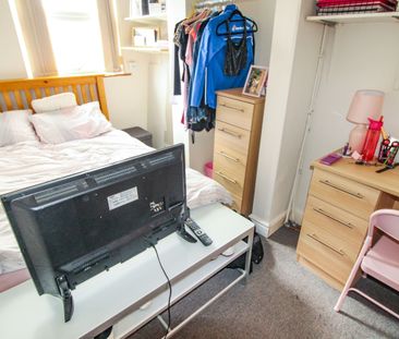 32 Charnwood Grove, NG2 7NT, NOTTINGHAM - Photo 5