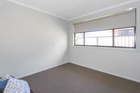 Large Family Home - Photo 2