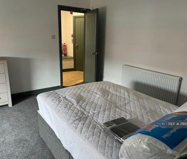 1 bedroom in a house share to rent - Photo 5