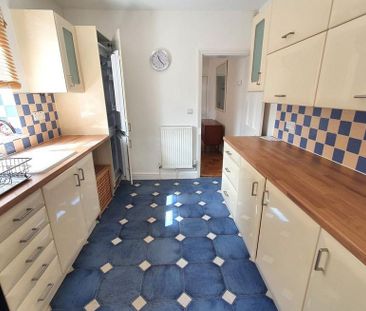 2 bedroom semi-detached house to rent - Photo 2