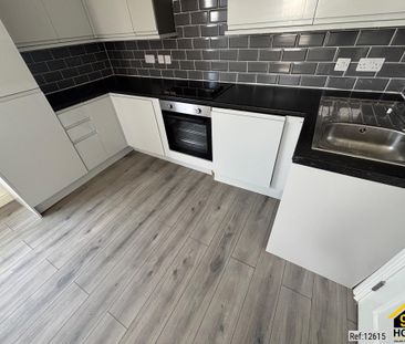 2 bed Apartment in 15 Earle Street Earlstown, Newton-le-Willows, WA... - Photo 6