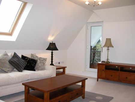 2 bedroom apartment to rent - Photo 2