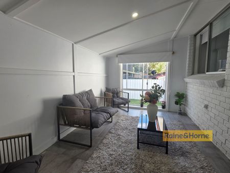 NEWLY RENOVATED FAMILY HOME - Photo 4