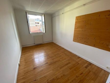 APPARTEMENT T3 A LOUER - Photo 4