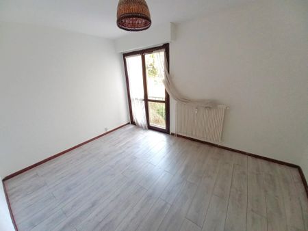 Location Appartement 3 pièces 67m² AIX EN PROVENCE 13100 - Photo 3