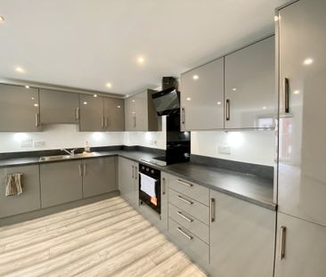 5 Elmira Way, SALFORD - Photo 5