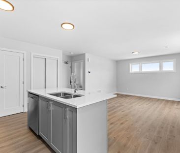 For Lease - 801 Glenroy Gilbert Drive Unit# 11, Barrhaven, Ontario - Photo 2