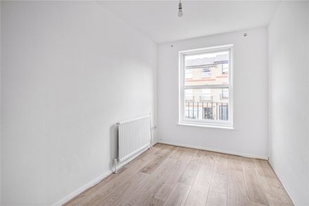 Edmeston Close, Hackney, London, E9 5TL - Photo 2