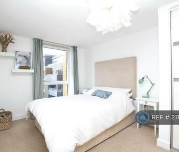 2 bedroom flat to rent - Photo 2