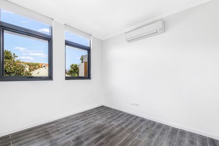 Deposit Received I Three Bedrooms I 6 Mins to Burwood Train Station - Photo 5