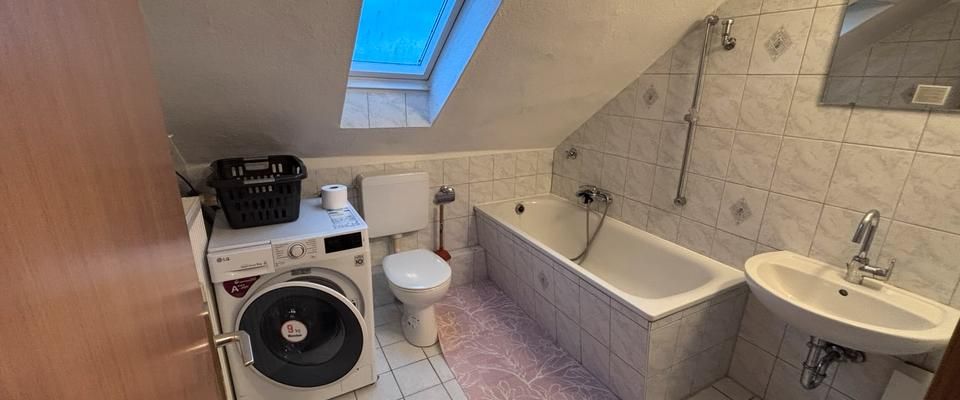 2 Zimmer Wohnung 43 m2 teilmöbliert - Photo 1