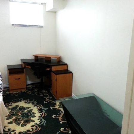 Bright 1 bedroom basement apartment (McCowan & Hwy407-Markham) - Photo 4