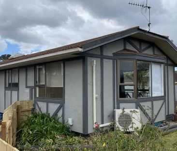 2 Bedroom, 1 Bathroom Unit in Parahaki - Photo 3