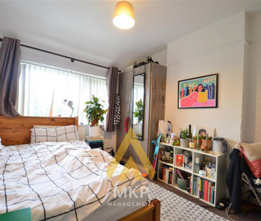 4 bedroom terraced house to rent - Photo 2