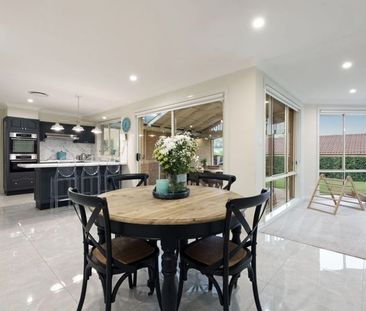 GRAND FAMILY HOME!! - Photo 4