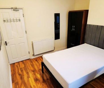 4 bedroom house share to rent - Photo 3