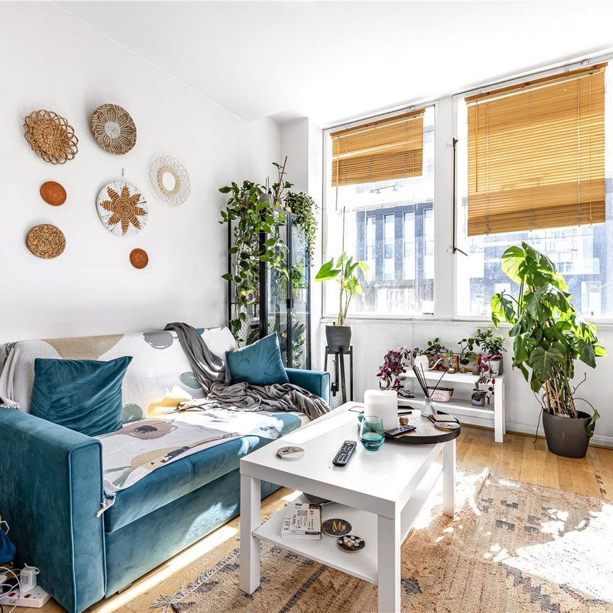 Newington Causeway, London, SE1 6DB - Photo 1