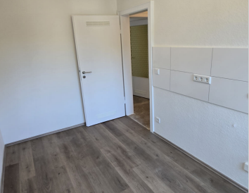 2 Zimmer in der Eichenstraße.. - Foto 1