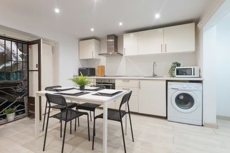 Carrer de les Beates, Barcelona, Catalonia 08003 - Photo 4