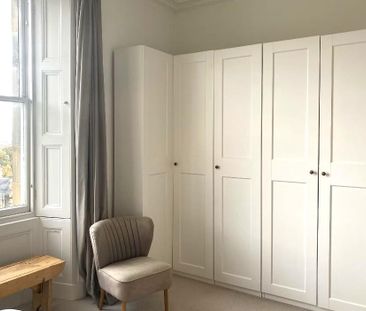 3 bedroom flat to rent - Photo 5