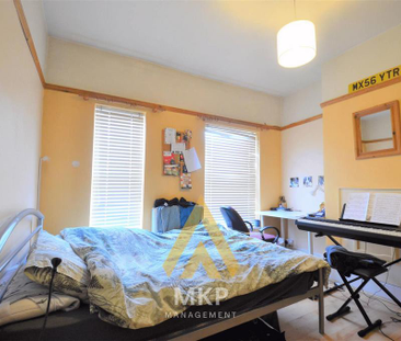 3 bedroom terraced house to rent - Photo 3 | Rentumo